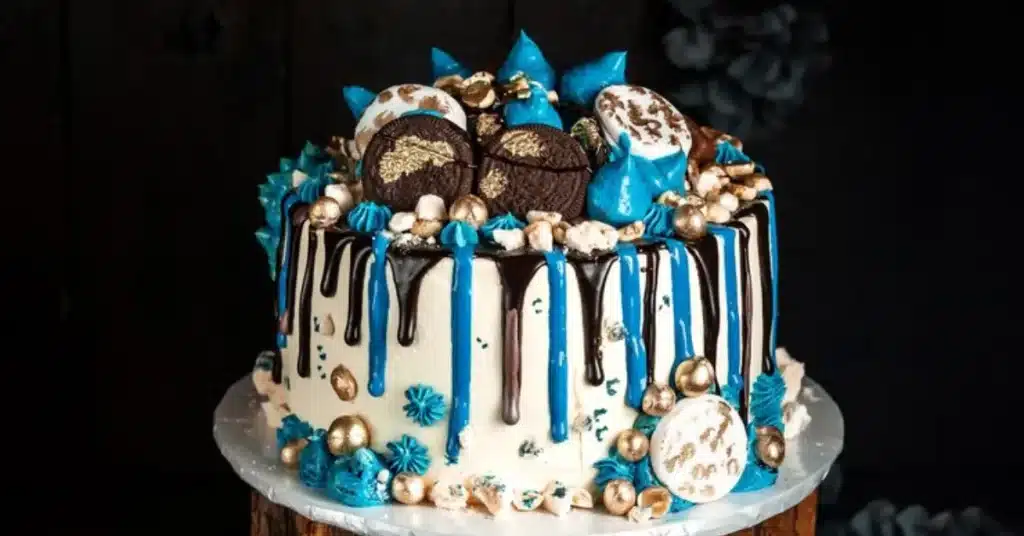 Big cake with chocolade and cookies suitable for 50 guests